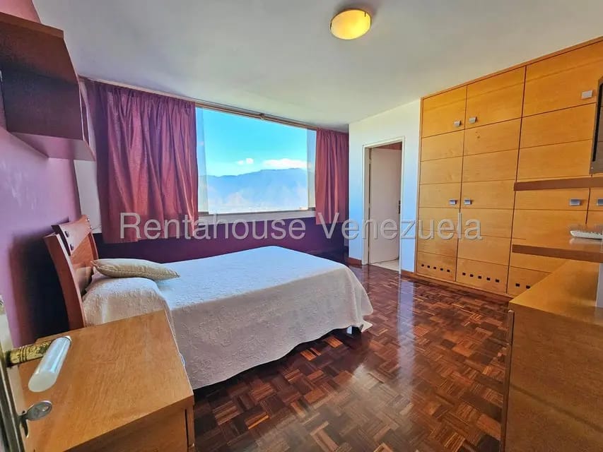 Casa (Duplex) en Venta en Los Naranjos del Cafetal, Distrito Metropolitano - 28