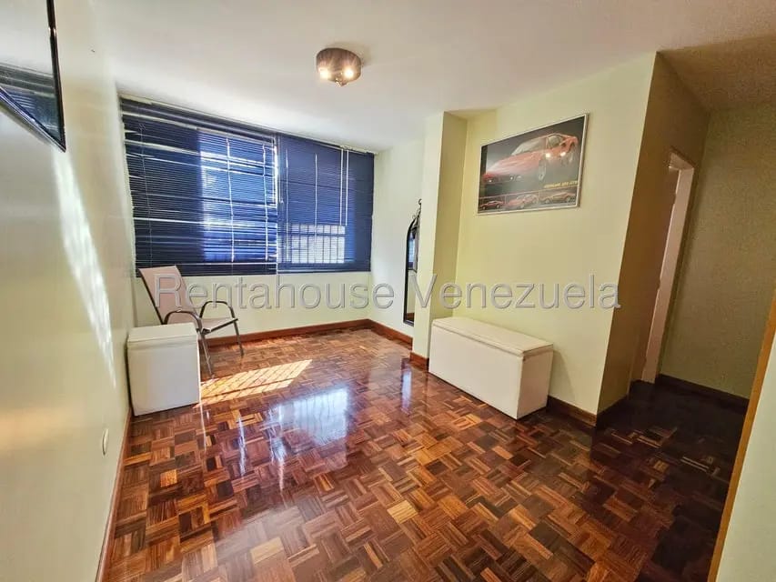 Casa (Duplex) en Venta en Los Naranjos del Cafetal, Distrito Metropolitano - 34