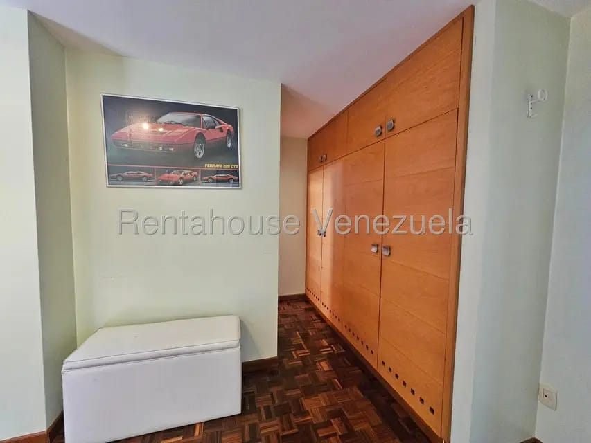 Casa (Duplex) en Venta en Los Naranjos del Cafetal, Distrito Metropolitano - 35