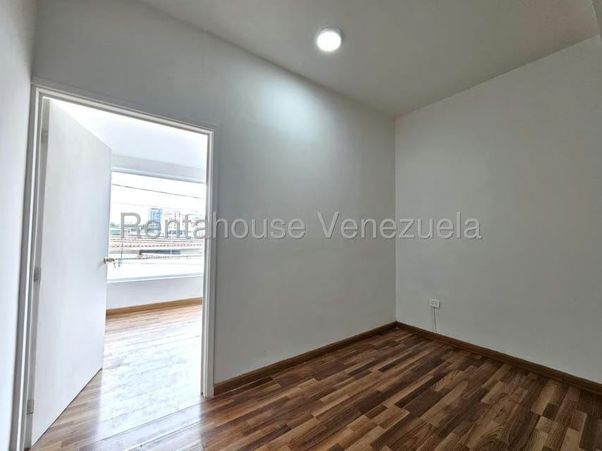 Comercial (Local Comercial) en Alquiler en Nueva Segovia, Lara - 14