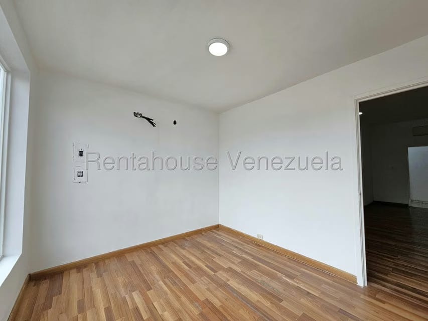 Comercial (Local Comercial) en Alquiler en Nueva Segovia, Lara - 17