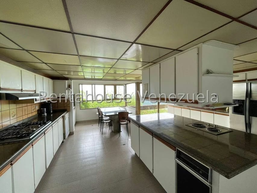 Casa (Multipes Niveles) en Venta en Oripoto, Distrito Metropolitano - 11