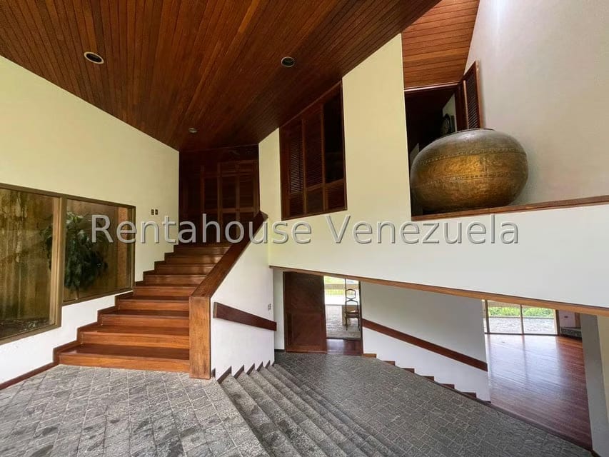 Casa (Multipes Niveles) en Venta en Oripoto, Distrito Metropolitano - 4