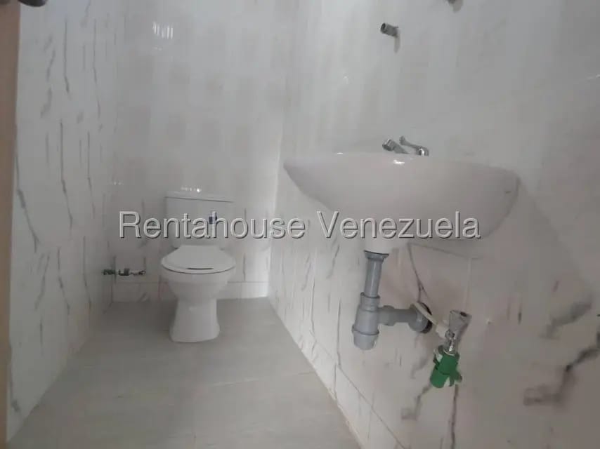 Comercial (Local Comercial) en Alquiler en Valle Hondo, Lara - 11