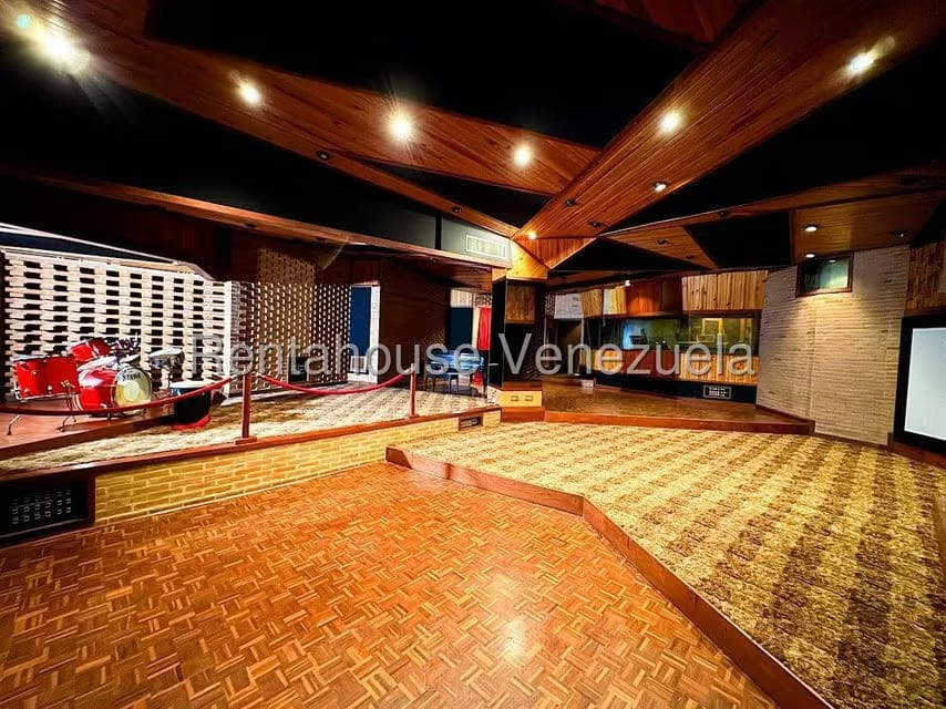 Comercial (Galpon - Deposito) en Venta en Colinas de Bello Monte, Distrito Metropolitano - 15