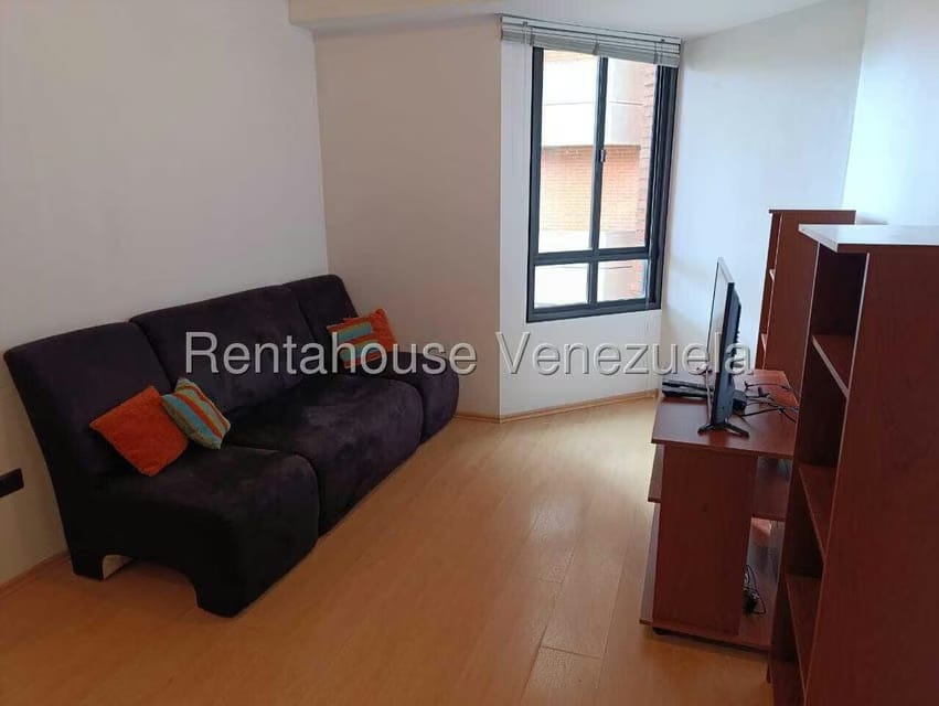 Apartamento (1 Nivel) en Alquiler en Campo Alegre, Distrito Metropolitano - 23