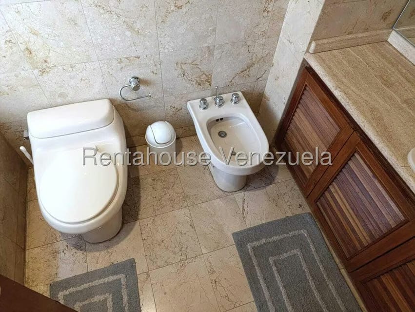 Apartamento (1 Nivel) en Alquiler en Campo Alegre, Distrito Metropolitano - 29