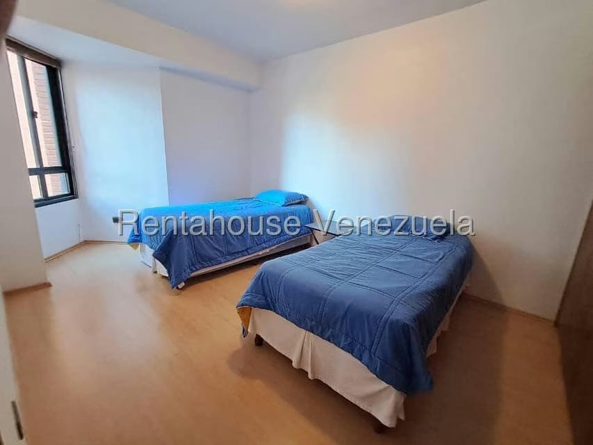 Apartamento (1 Nivel) en Alquiler en Campo Alegre, Distrito Metropolitano - 30