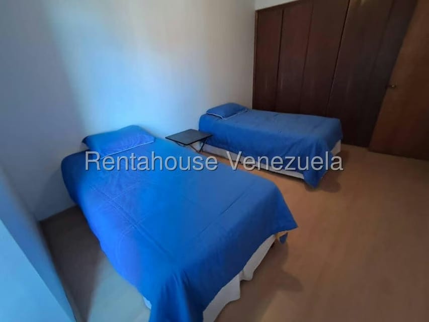 Apartamento (1 Nivel) en Alquiler en Campo Alegre, Distrito Metropolitano - 32