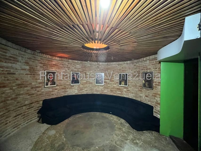 Comercial (Oficina) en Venta en El Bosque, Distrito Metropolitano - 18