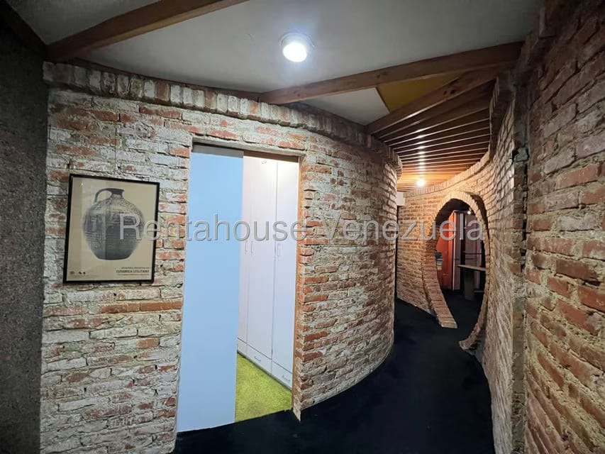 Comercial (Oficina) en Venta en El Bosque, Distrito Metropolitano - 26