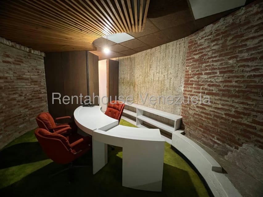 Comercial (Oficina) en Venta en El Bosque, Distrito Metropolitano - 27