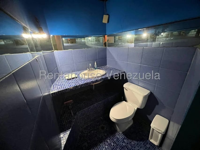 Comercial (Oficina) en Venta en El Bosque, Distrito Metropolitano - 28