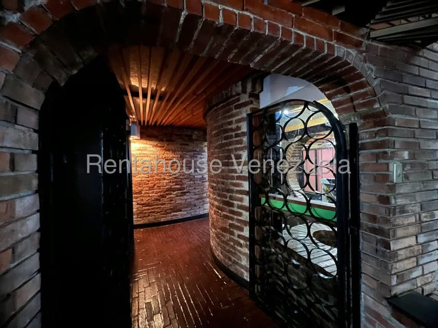 Comercial (Oficina) en Venta en El Bosque, Distrito Metropolitano - 8