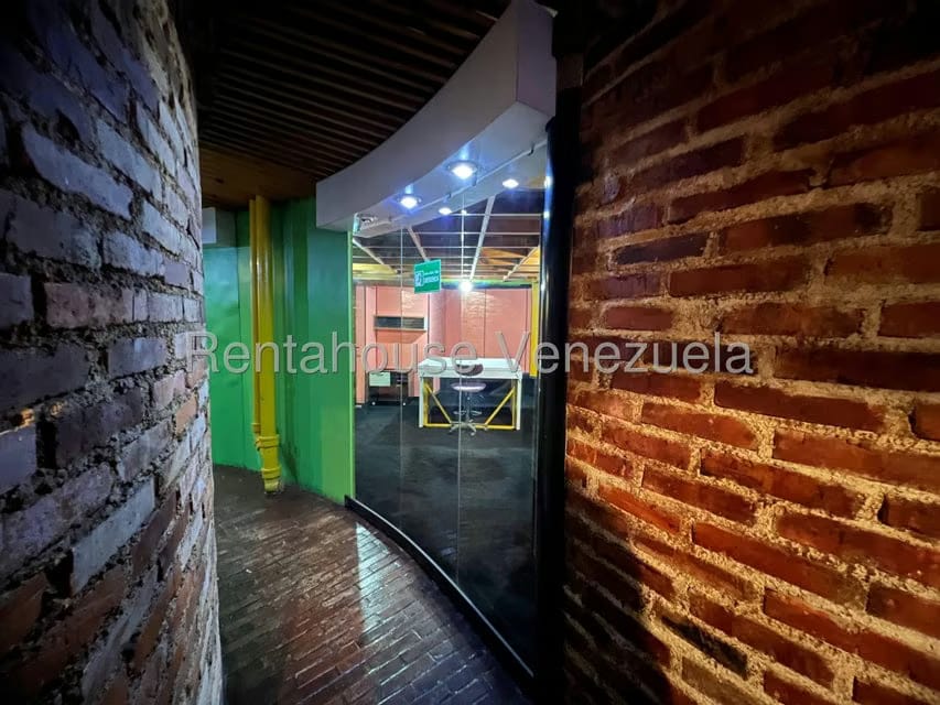 Comercial (Oficina) en Venta en El Bosque, Distrito Metropolitano - 10