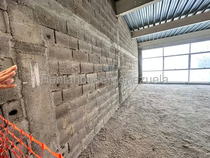 Comercial (Oficina) en Venta en Cerro Verde, Distrito Metropolitano - 14