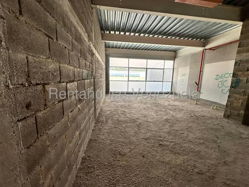 Comercial (Oficina) en Venta en Cerro Verde, Distrito Metropolitano - 15