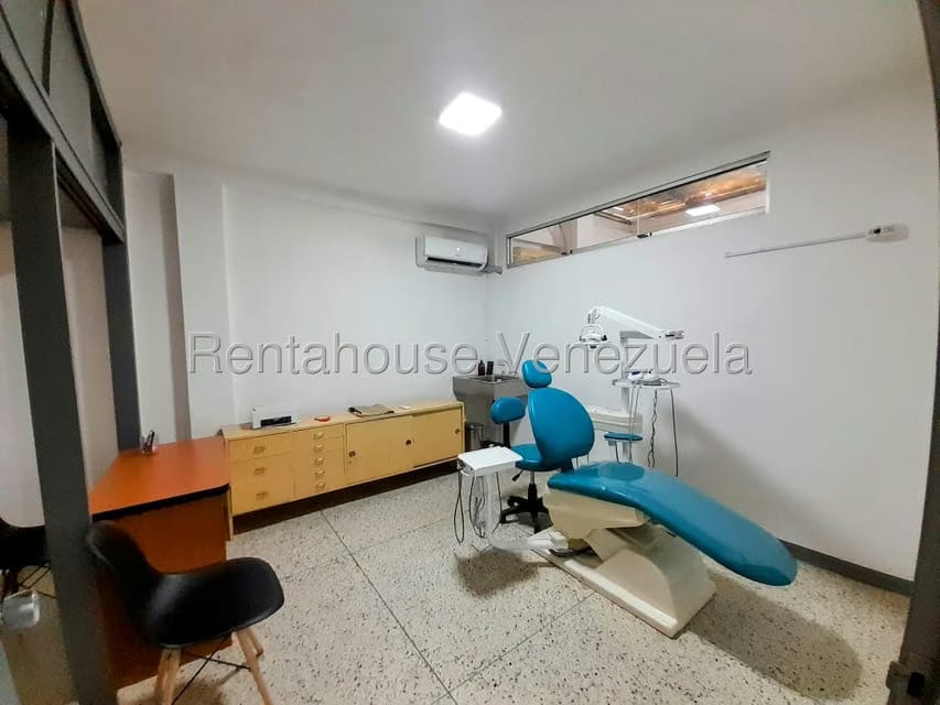 Comercial (Consultorio Medico) en Alquiler en Centro, Lara - 24