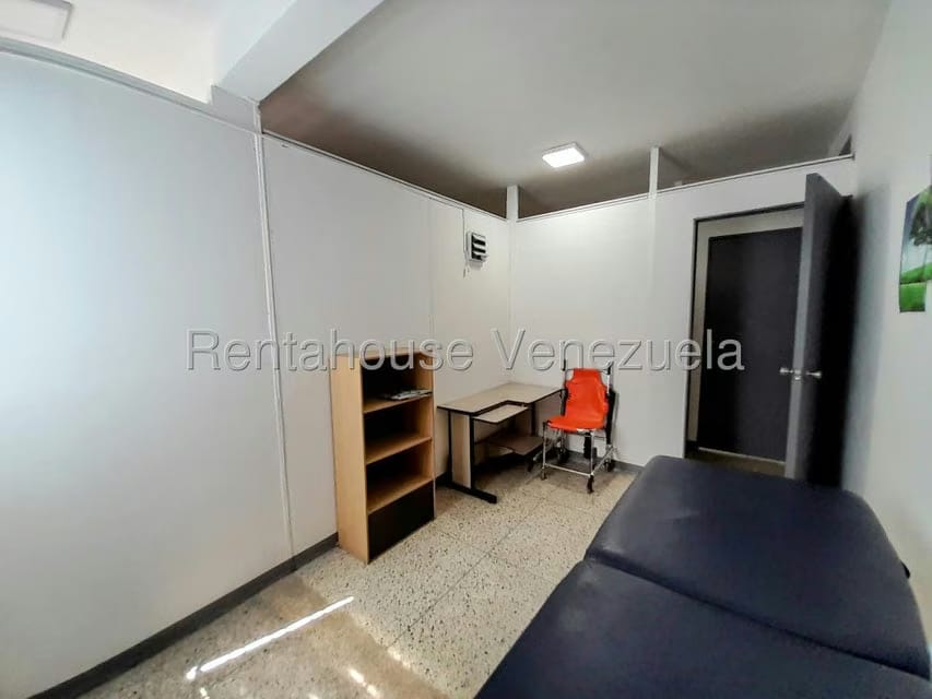 Comercial (Consultorio Medico) en Alquiler en Centro, Lara - 5