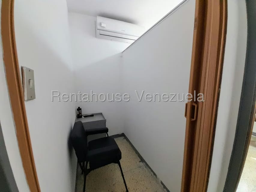 Comercial (Consultorio Medico) en Alquiler en Centro, Lara - 10