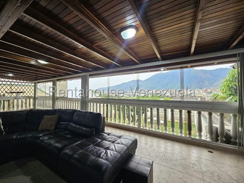 Casa (Multipes Niveles) en Venta en Colinas de La California, Distrito Metropolitano - 36