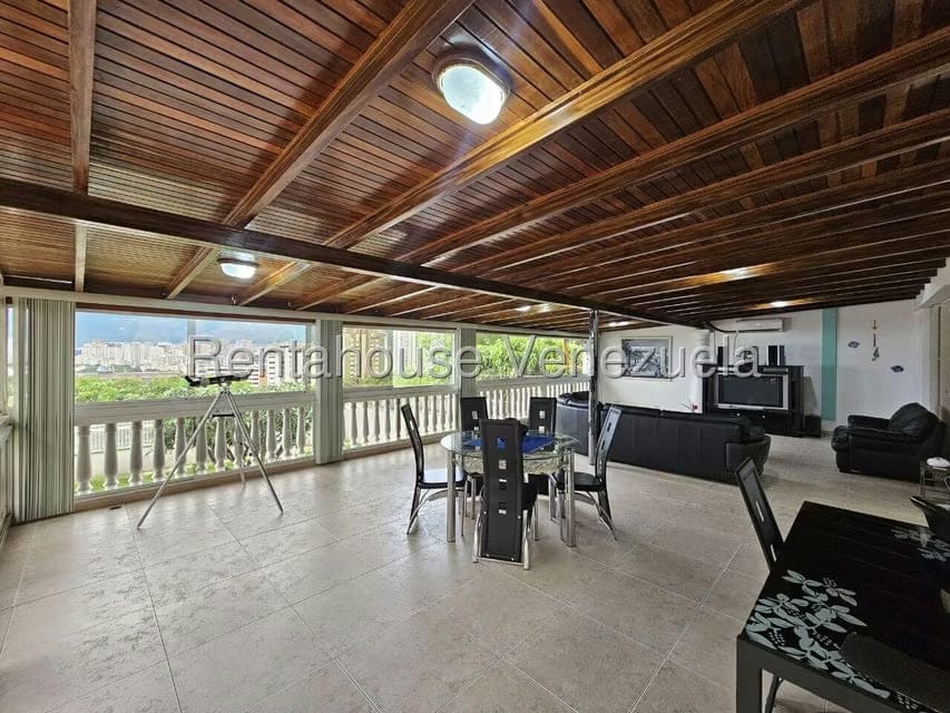 Casa (Multipes Niveles) en Venta en Colinas de La California, Distrito Metropolitano - 37