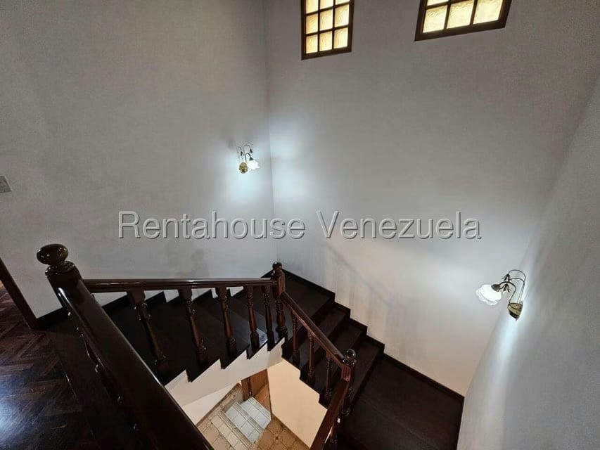Casa (Multipes Niveles) en Venta en Colinas de La California, Distrito Metropolitano - 67