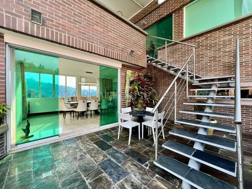 Apartamento (Multiples Niveles) en Venta en Solar del Hatillo, Distrito Metropolitano - 19