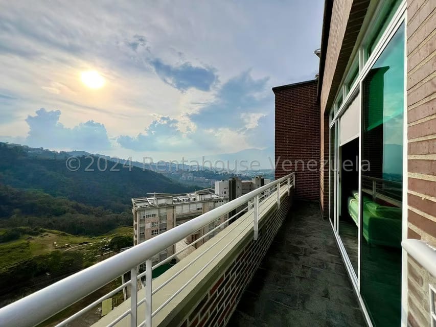 Apartamento (Multiples Niveles) en Venta en Solar del Hatillo, Distrito Metropolitano - 3