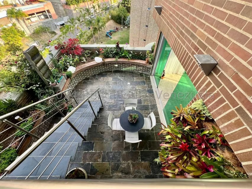Apartamento (Multiples Niveles) en Venta en Solar del Hatillo, Distrito Metropolitano - 22