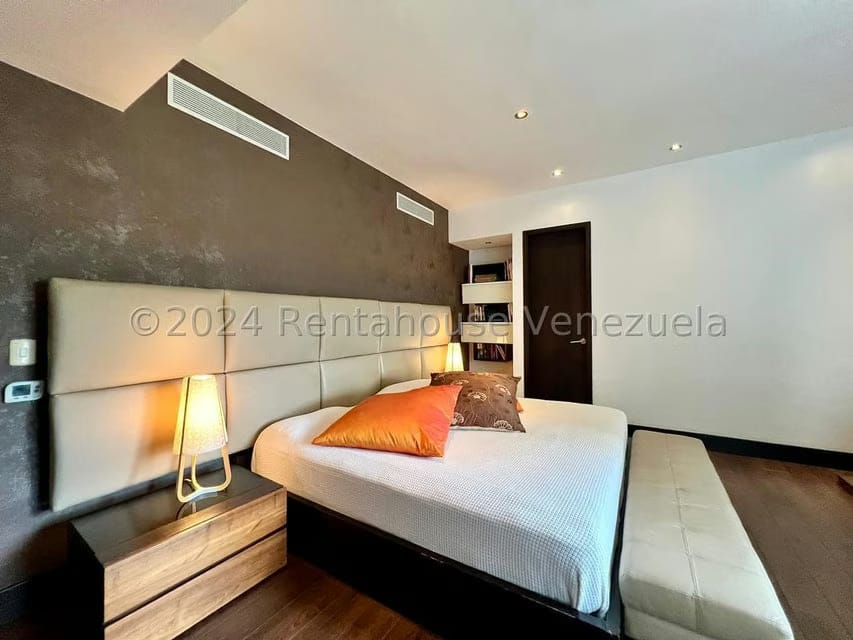 Apartamento (Multiples Niveles) en Venta en Solar del Hatillo, Distrito Metropolitano - 37