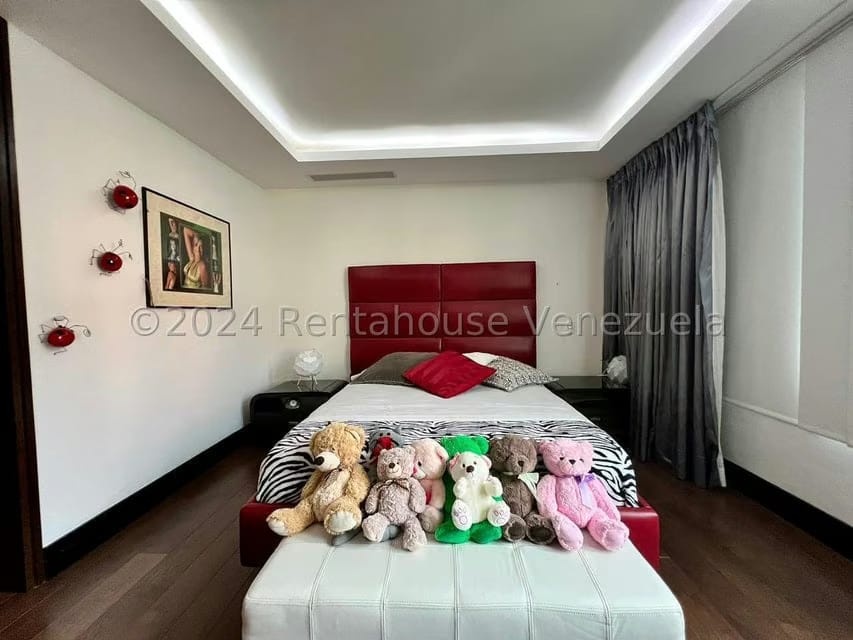 Apartamento (Multiples Niveles) en Venta en Solar del Hatillo, Distrito Metropolitano - 50