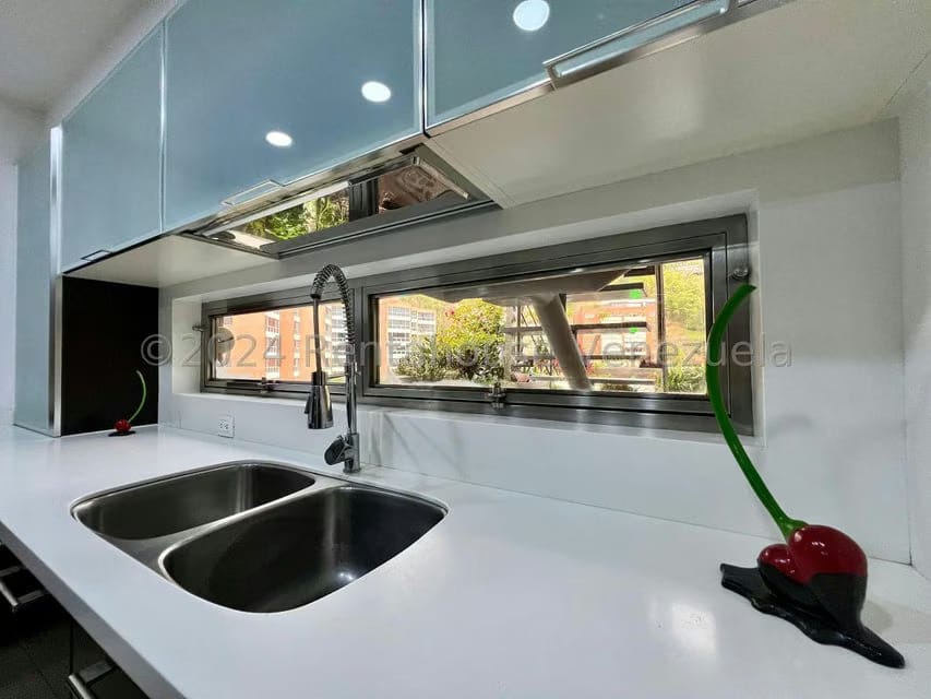 Apartamento (Multiples Niveles) en Venta en Solar del Hatillo, Distrito Metropolitano - 60