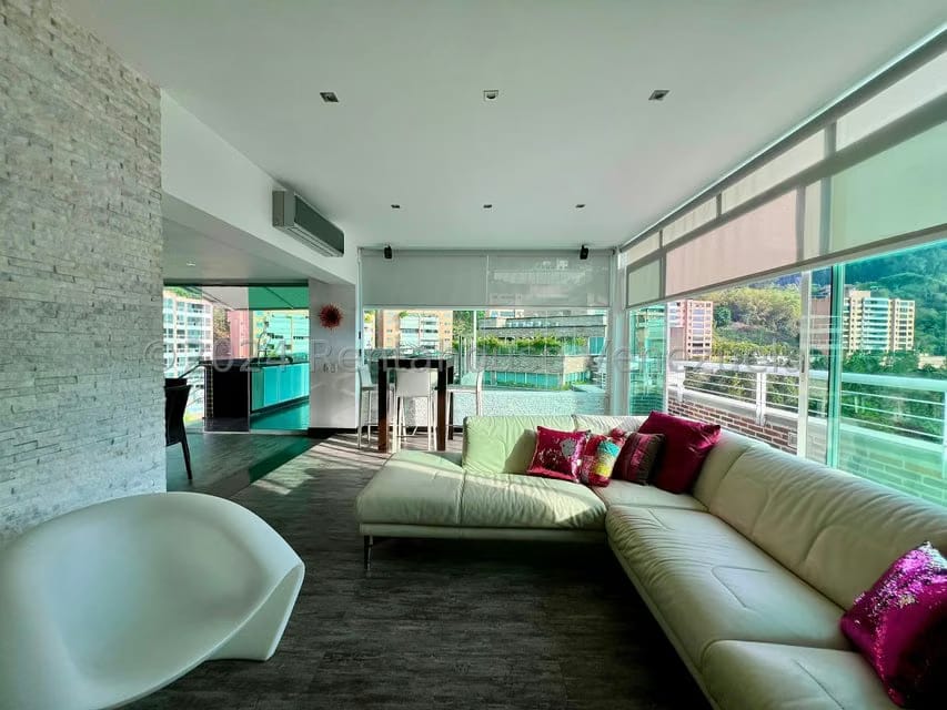 Apartamento (Multiples Niveles) en Venta en Solar del Hatillo, Distrito Metropolitano - 10