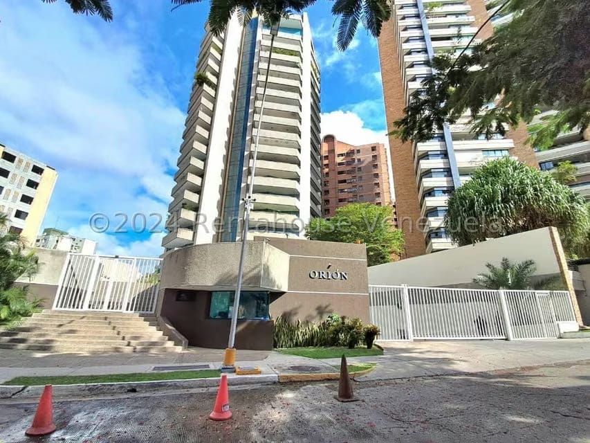 Apartamento (1 Nivel) en Venta en Valle Blanco, Carabobo - 2