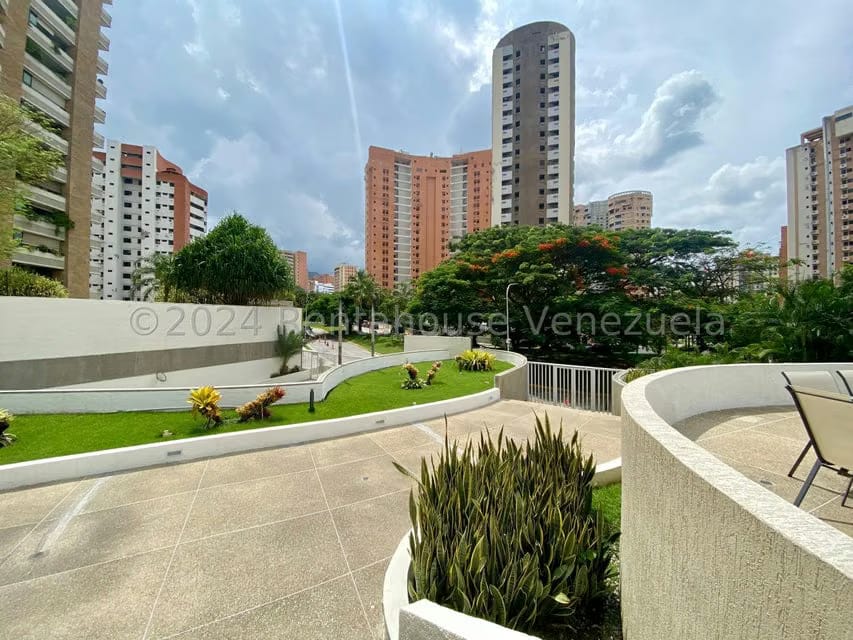 Apartamento (1 Nivel) en Venta en Valle Blanco, Carabobo - 3