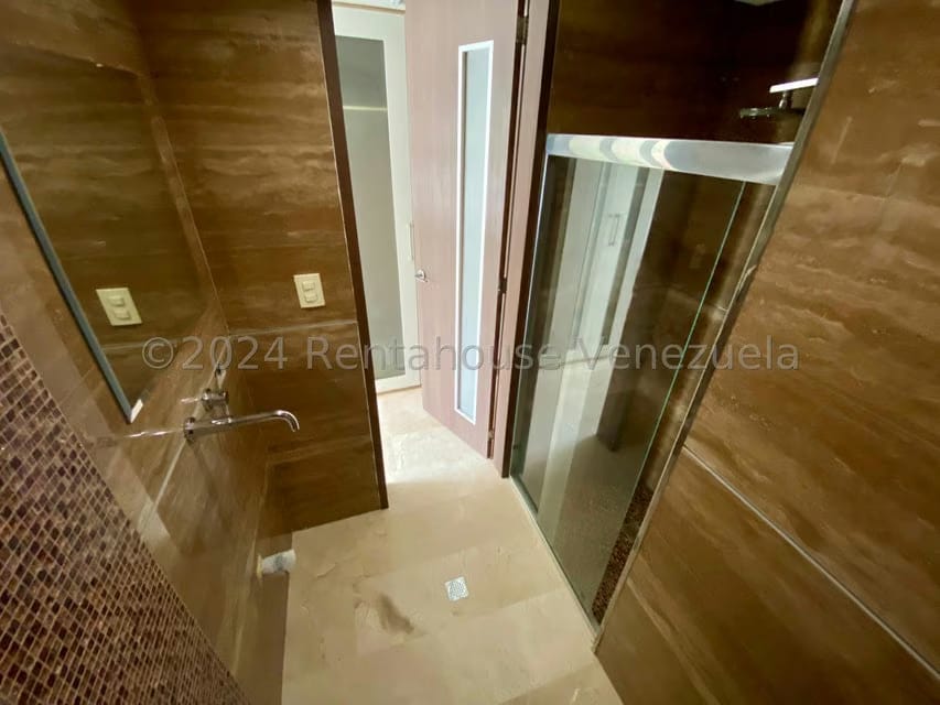 Apartamento (1 Nivel) en Venta en Valle Blanco, Carabobo - 30