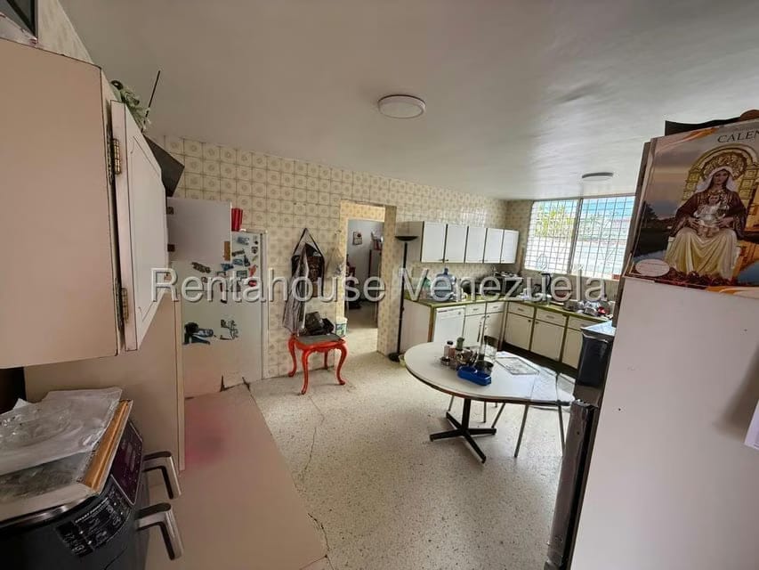 Casa (Multipes Niveles) en Venta en Cumbres de Curumo, Distrito Metropolitano - 6