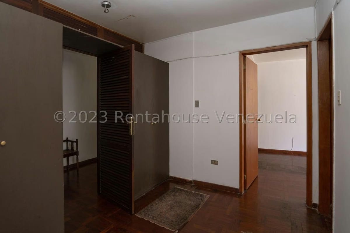 APARTAMENTO EN VENTA – ELENA MARIN NOBREGA