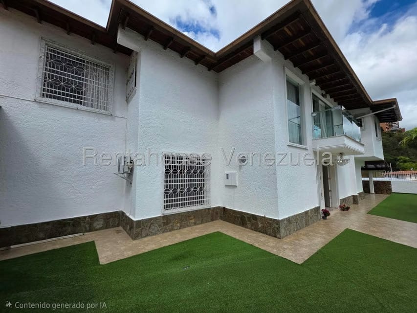 Casa (Duplex) en Venta en Macaracuay, Distrito Metropolitano - 3