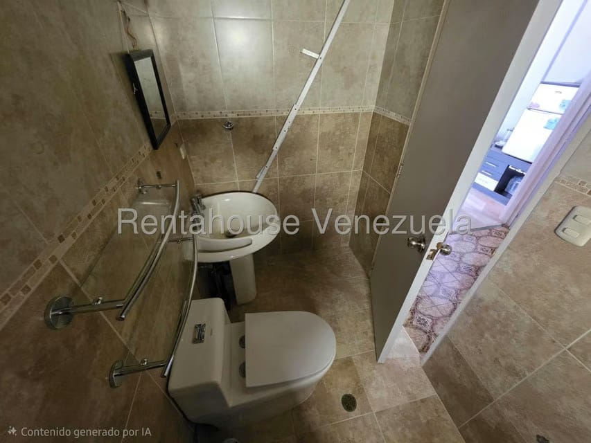 Casa (Duplex) en Venta en Macaracuay, Distrito Metropolitano - 21