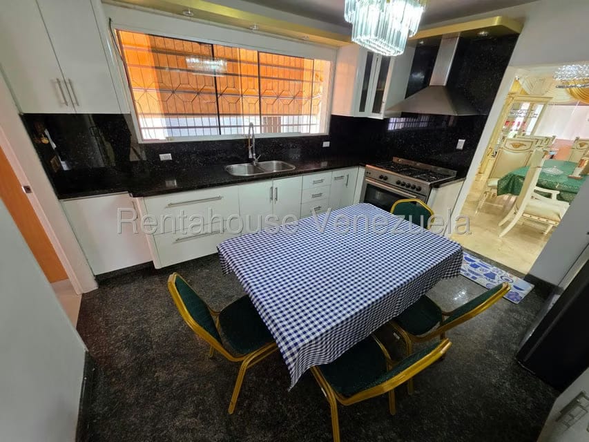 Casa (Duplex) en Venta en Macaracuay, Distrito Metropolitano - 29