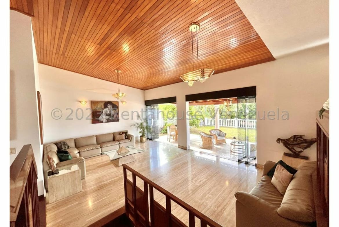 CASA EN VENTA SELENE MARIN – MLS#23-2978 - 3