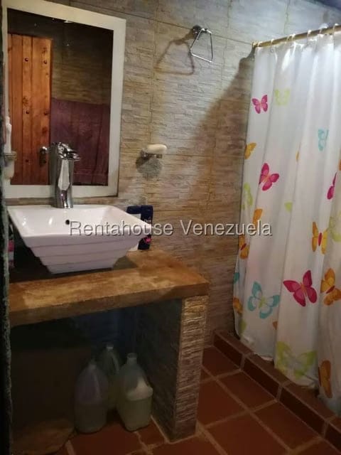 Terreno (Finca) en Venta en La Colonia Tovar, Aragua - 11