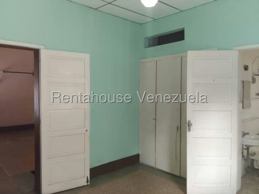 Comercial (Local Comercial) en Venta en San Bernardino, Distrito Metropolitano - 32