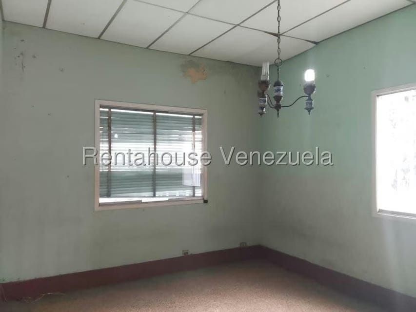 Comercial (Local Comercial) en Venta en San Bernardino, Distrito Metropolitano - 38