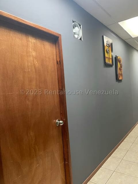 Comercial (Consultorio Medico) en Venta en El Castillejo, Miranda - 12