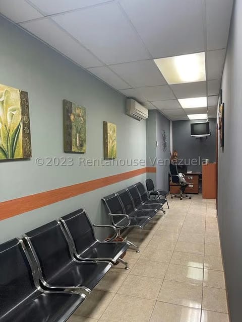 Comercial (Consultorio Medico) en Venta en El Castillejo, Miranda - 5