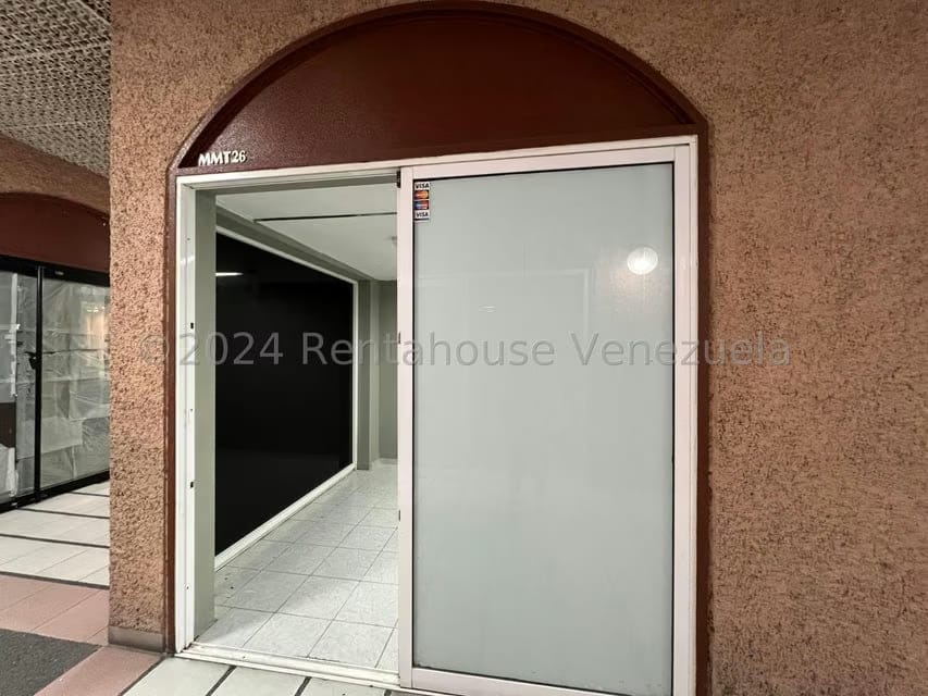 Comercial (Local Comercial) en Alquiler en Prados del Este, Distrito Metropolitano - 5