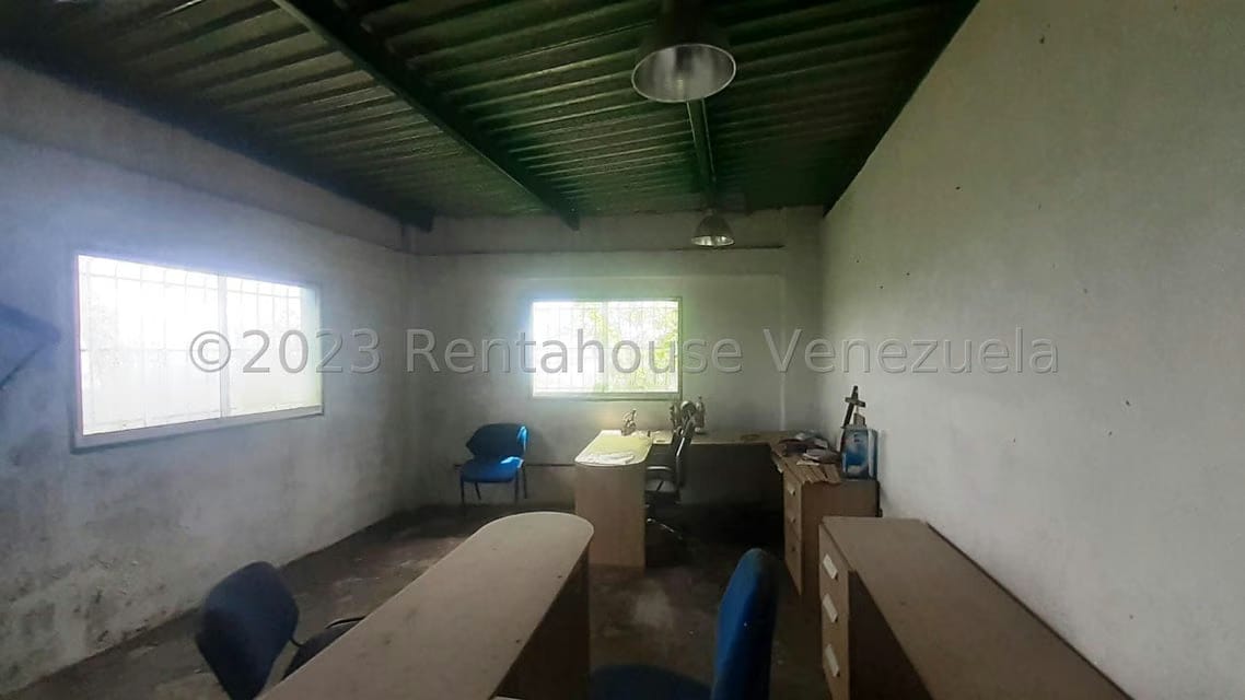 Comercial (Galpon - Deposito) en Venta en Mariche, Distrito Metropolitano - 26